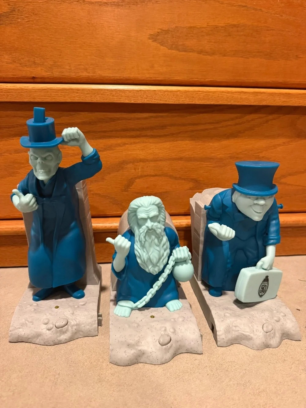 Disneys Hitchhiking ghosts sipper/popcorn set